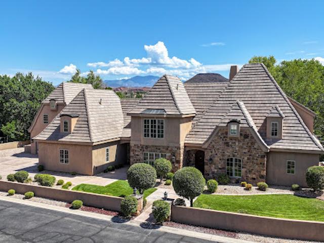 House for sale in Saint George, Utah