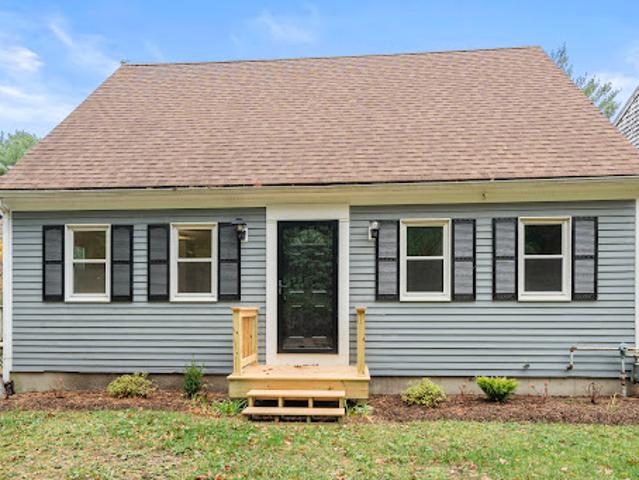 House for sale in Manomet, Massachusetts