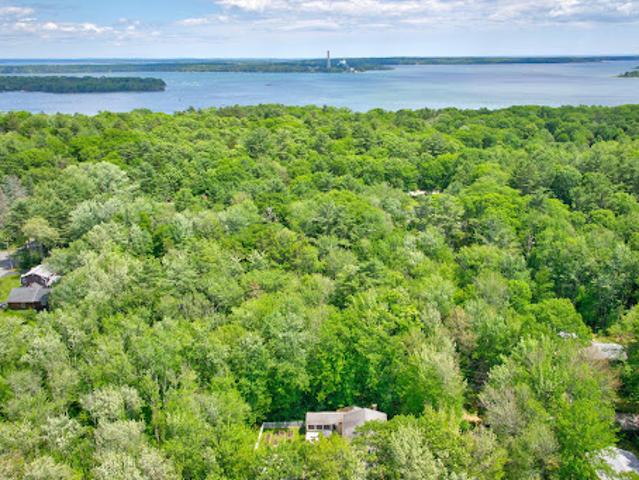 House for sale in Cumberland Center, Maine