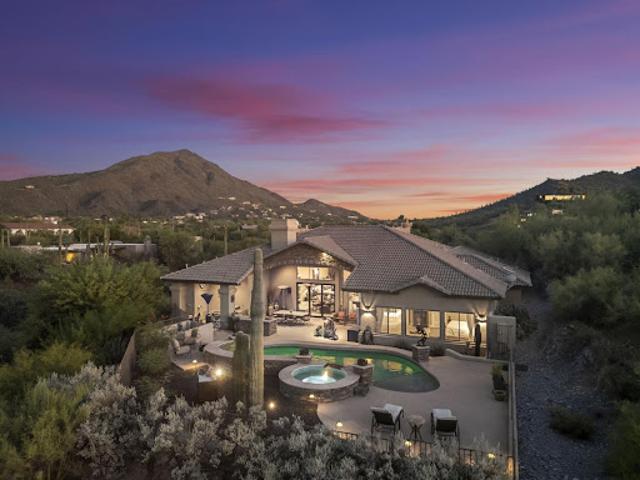 House for sale in Cave Creek, Arizona