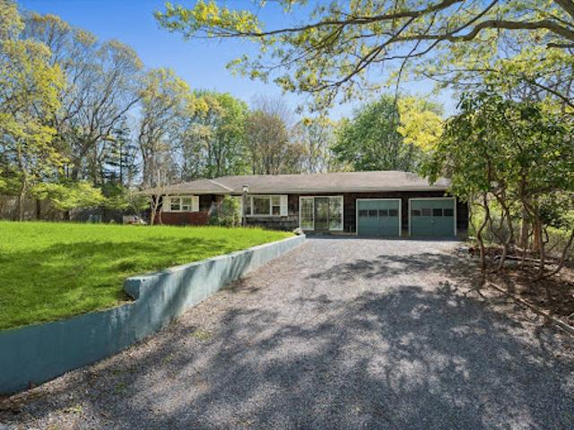 House for sale in Wainscott, New York