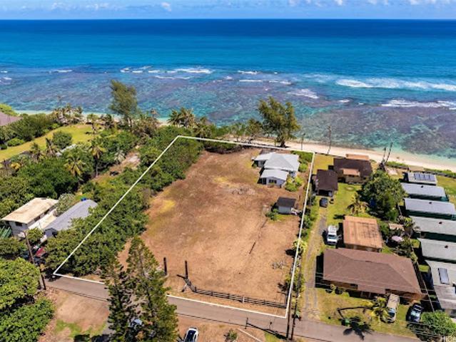 House for sale in Waialua, Hawaii