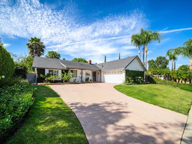 House for sale in Oak Park, California