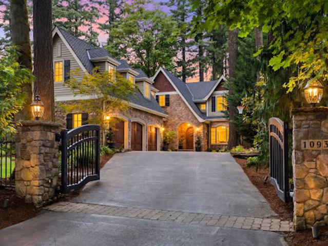 House for sale in Oregonia