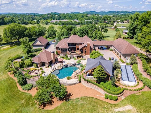 House for sale in Franklin