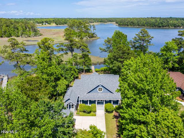 House for sale in Hampstead, North Carolina