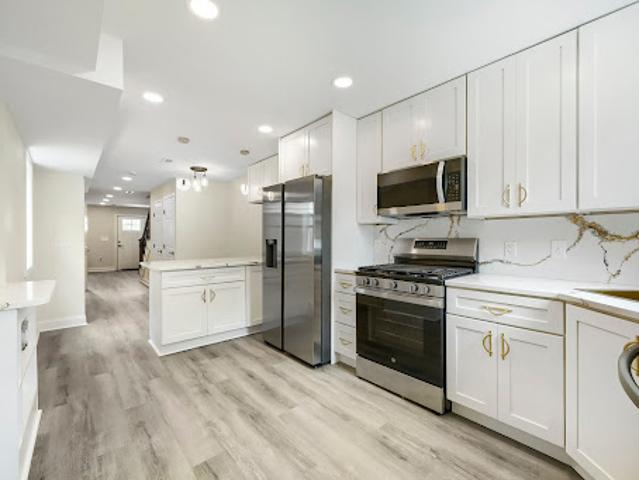 House for sale in Gibsonton, Maryland