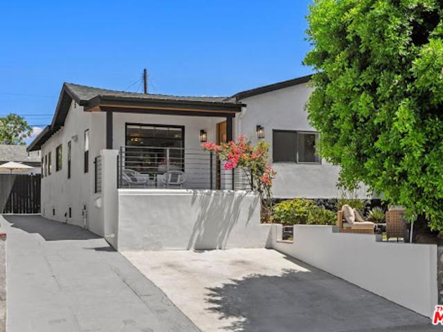 House for sale in Canoga Park, California