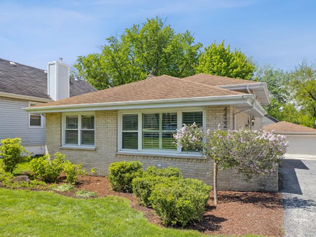 House for sale in Downers Grove, Illinois