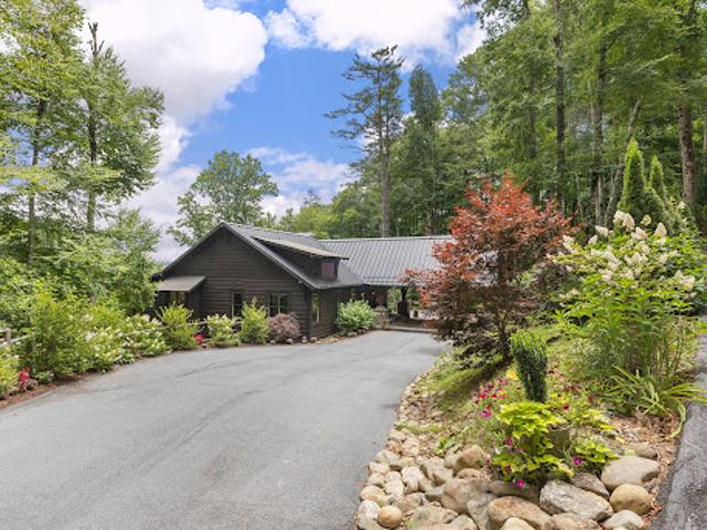 House for sale in Highlands, North Carolina