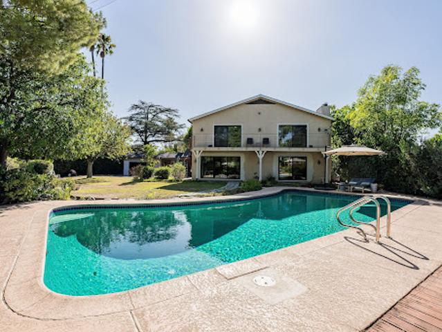 House for sale in Woodland Hills-Warner Center Neighborhood Council District, Canoga Park
