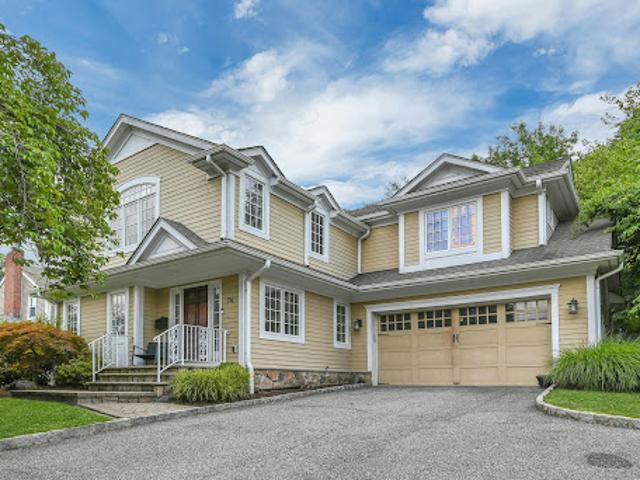 House for sale in Tenafly, New Jersey