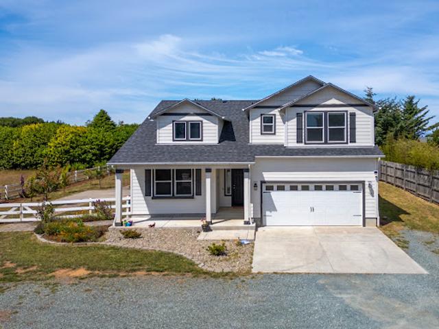 House for sale in Oregonia