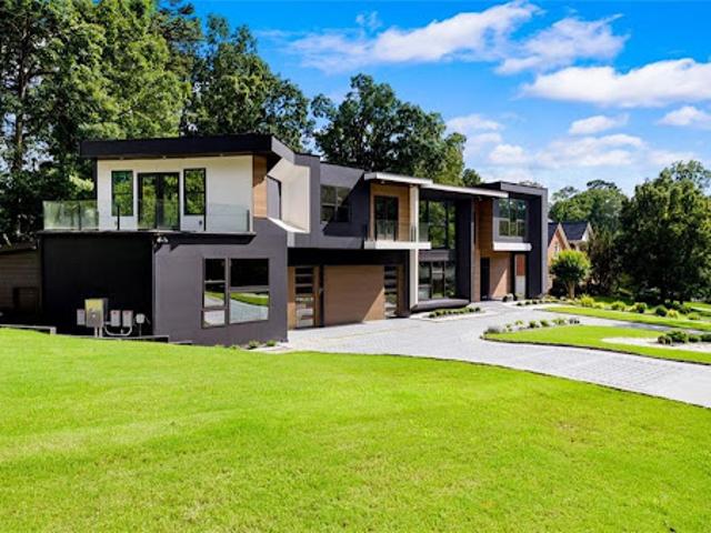 House for sale in Atlanta, Fulton County