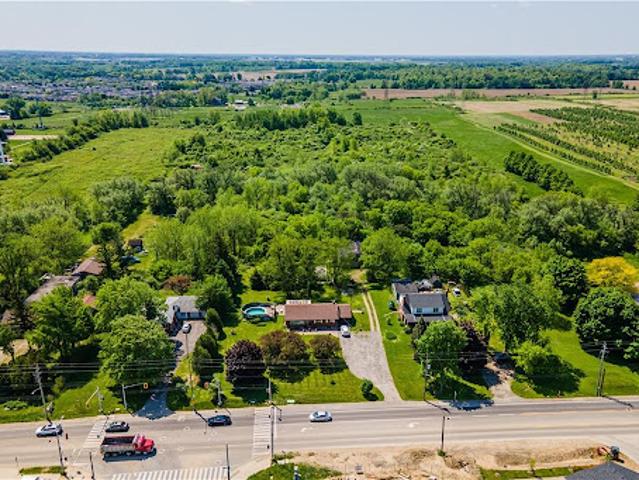 House for sale in Ancaster, Ontario