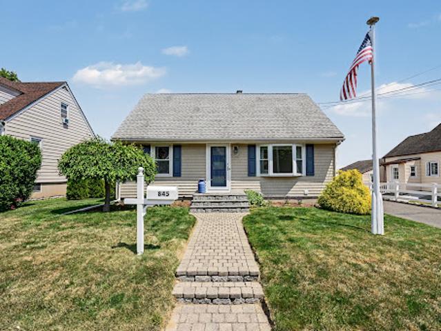 House for sale in Fairfield, Connecticut