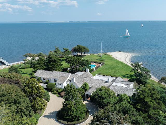 House for sale in Centereach, New York