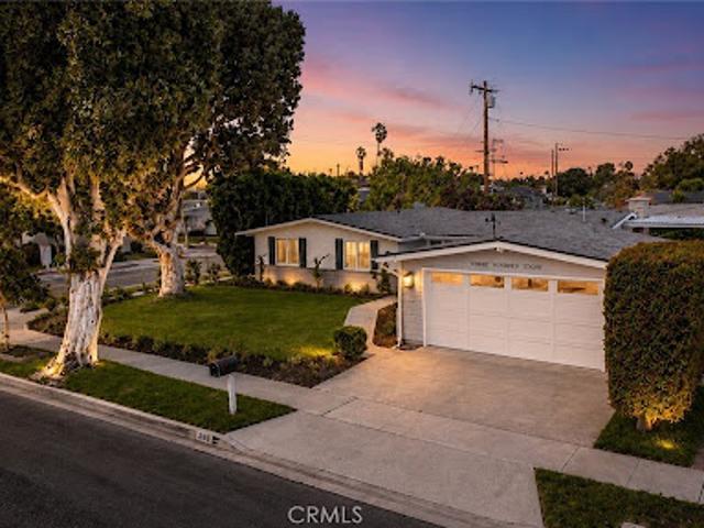 House for sale in Costa Mesa, California