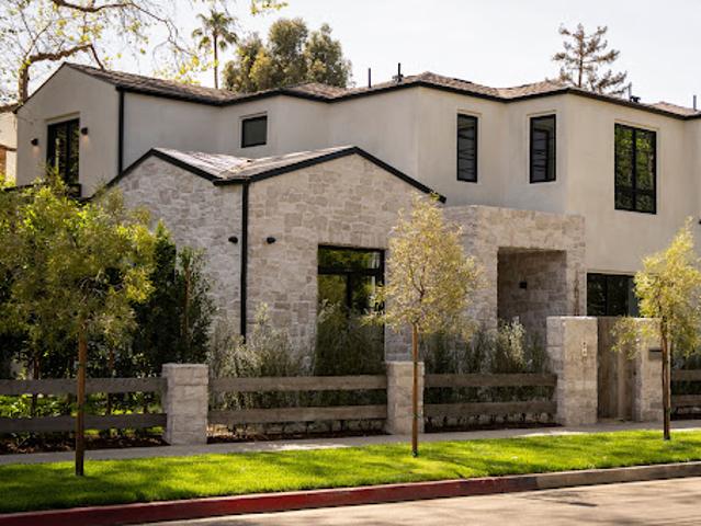 House for sale in Studio City Neighborhood Council District, Canoga Park