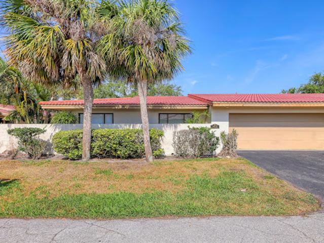 House for sale in Bayshore Gardens, Florida