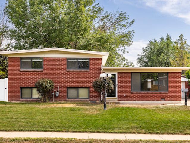 House for sale in Roy