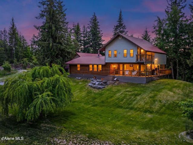House for sale in Hope, Idaho