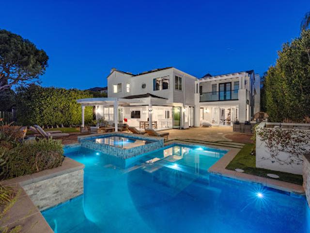 House for sale in Huntington Beach, California