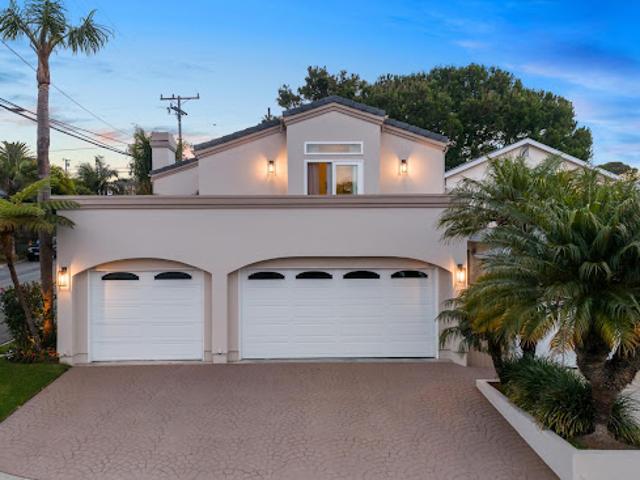 House for sale in Manhattan Beach, Los Angeles County