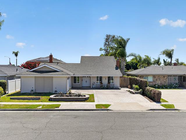House for sale in Huntington Beach, California