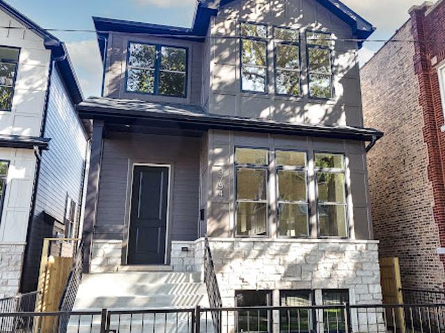House for sale in Chicago, Cook County