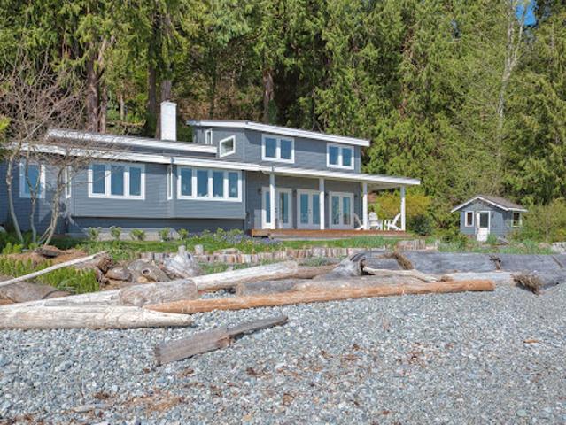 House for sale in Roberts Creek, British Columbia