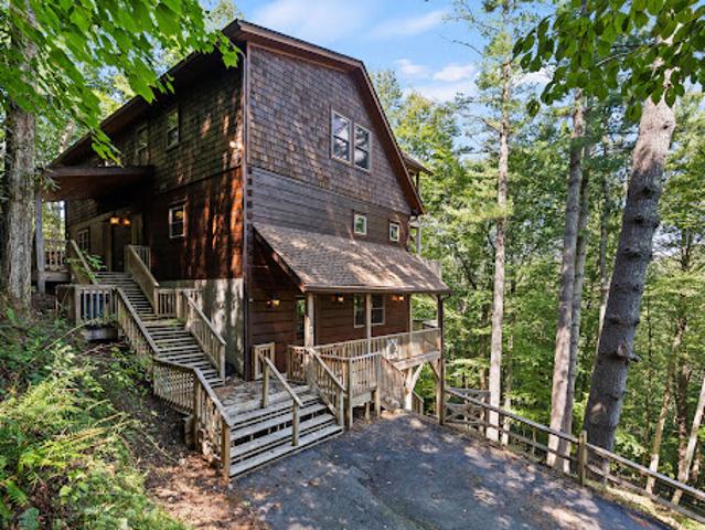 House for sale in Sugar Grove, Watauga County