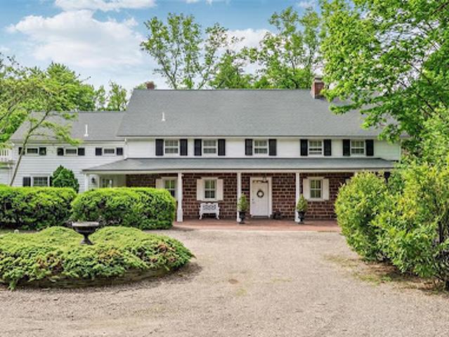 House for sale in Saddle River, New Jersey