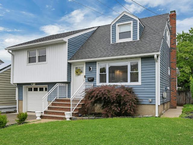 House for sale in Hasbrouck Heights, New Jersey