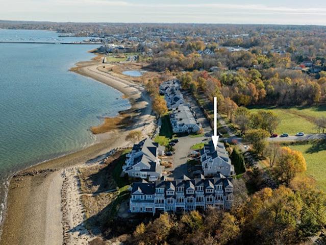 House for sale in Manomet, Massachusetts