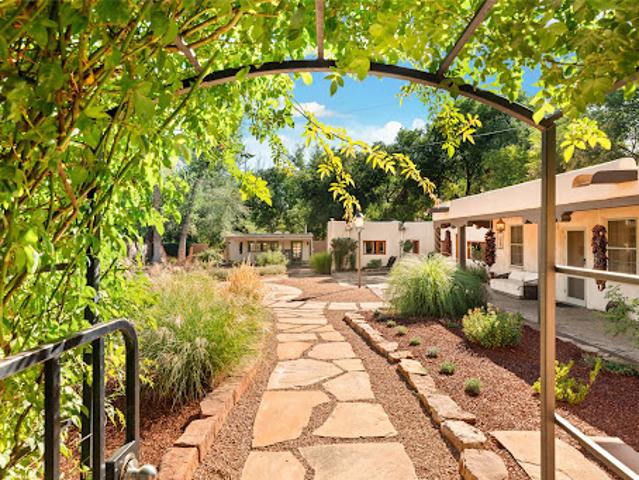 House for sale in Santa Fe, New Mexico