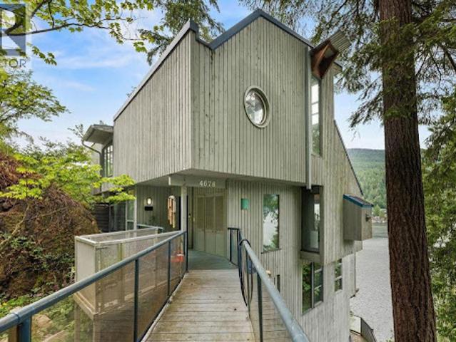 House for sale in North Vancouver, British Columbia