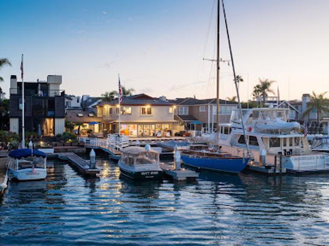 House for sale in Corona Del Mar, California