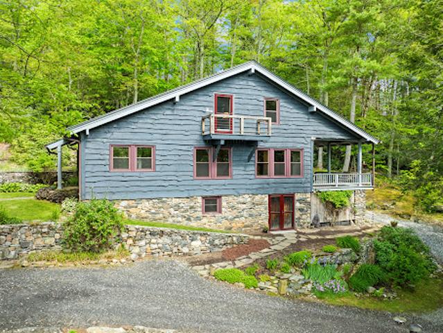 House for sale in Newland, North Carolina