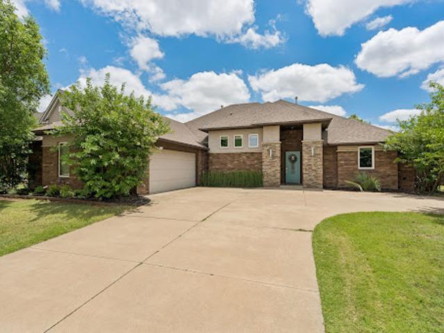 House for sale in Edmond, Oklahoma