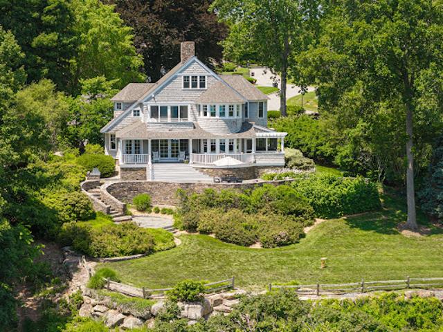 House for sale in Warwick, Rhode Island
