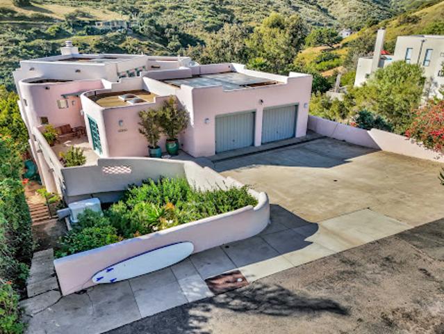 House for sale in Malibu, California