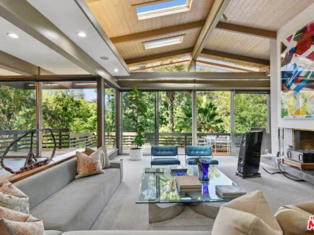 House for sale in Encino Neighborhood Council District, Los Angeles