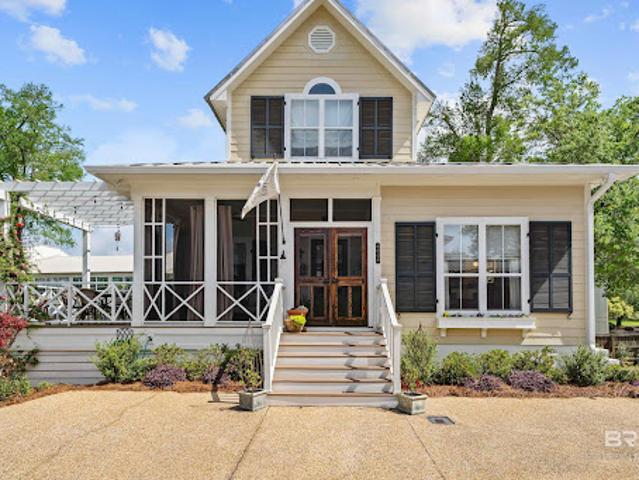 House for sale in Fairhope, Alabama
