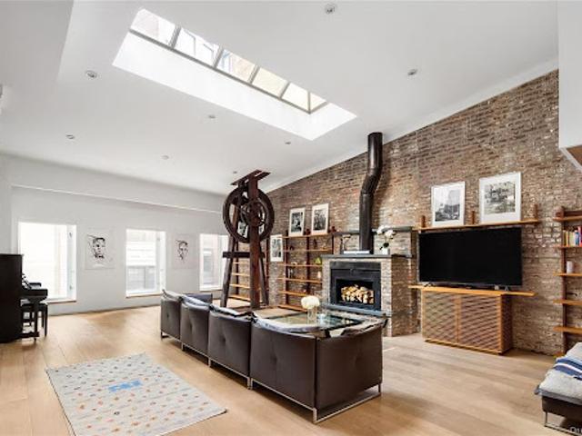 House for sale in New York, Arverne