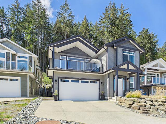 House for sale in Ladysmith, British Columbia