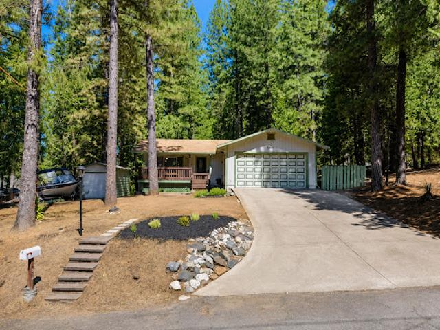 House for sale in Pollock Pines, California
