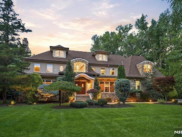 House for sale in Mahwah, New Jersey