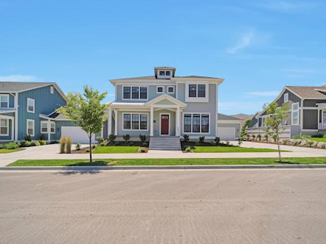 House for sale in Saratoga Springs, Utah