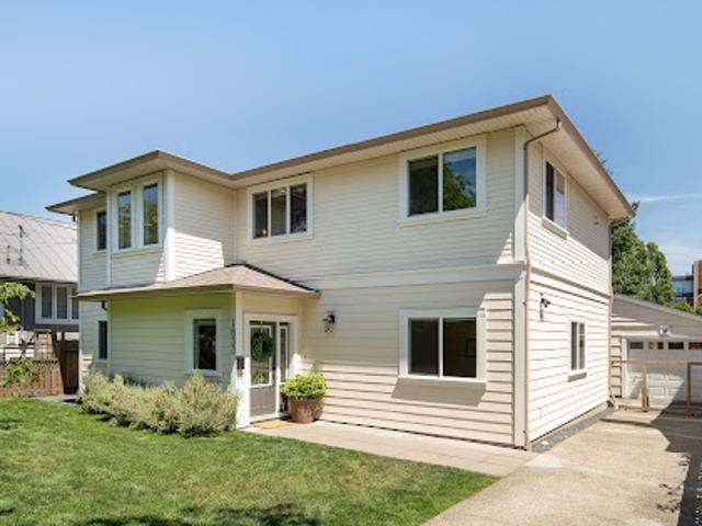 House for sale in Victoria, British Columbia